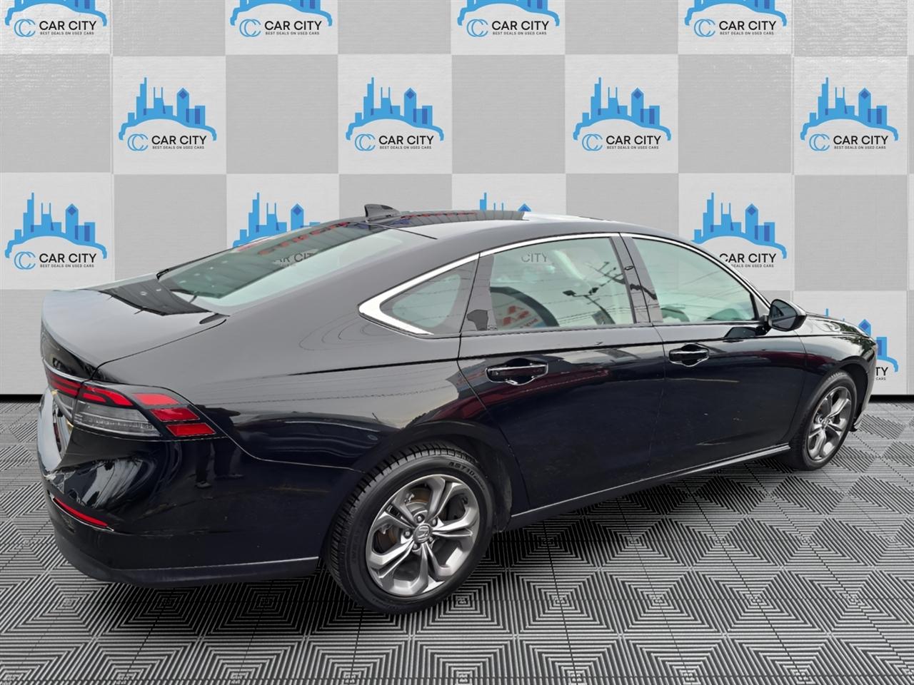 Honda Accord EX 2024