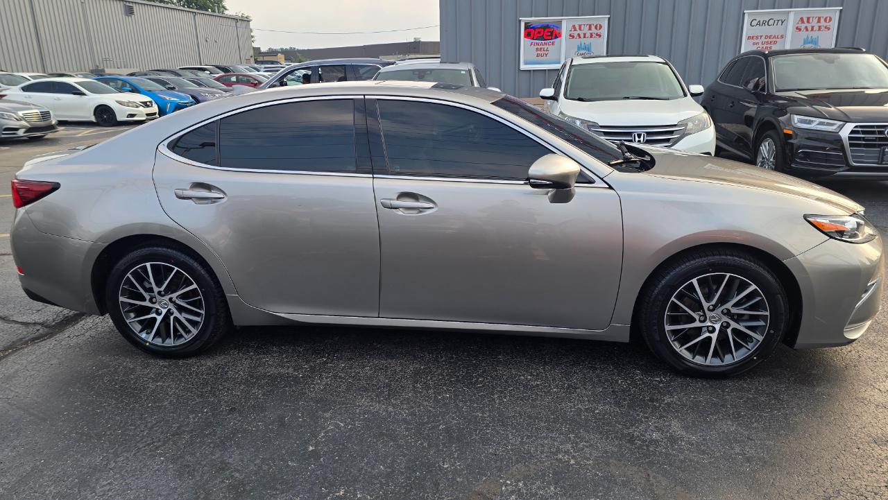 Lexus ES 350 Sedan 2017