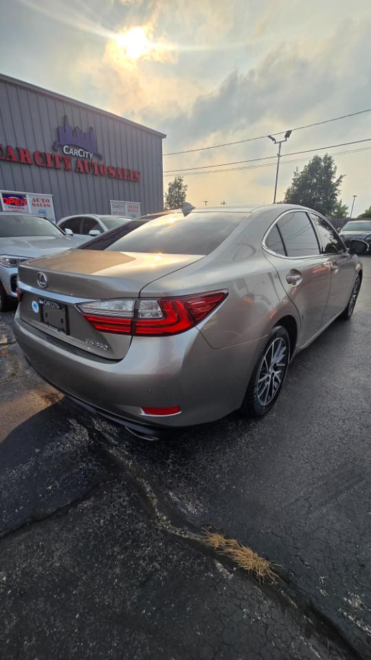 Lexus ES 350 Sedan 2017