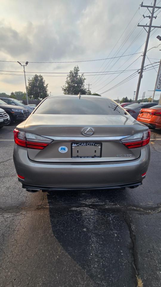 Lexus ES 350 Sedan 2017