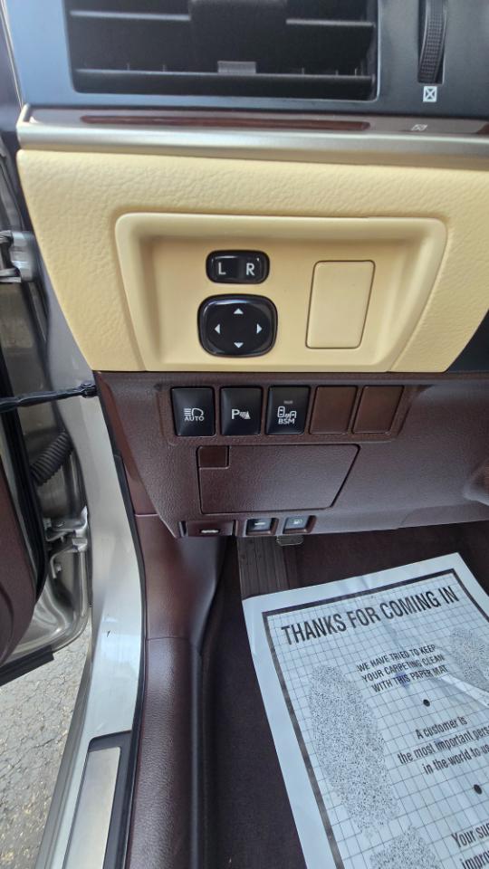 Lexus ES 350 Sedan 2017