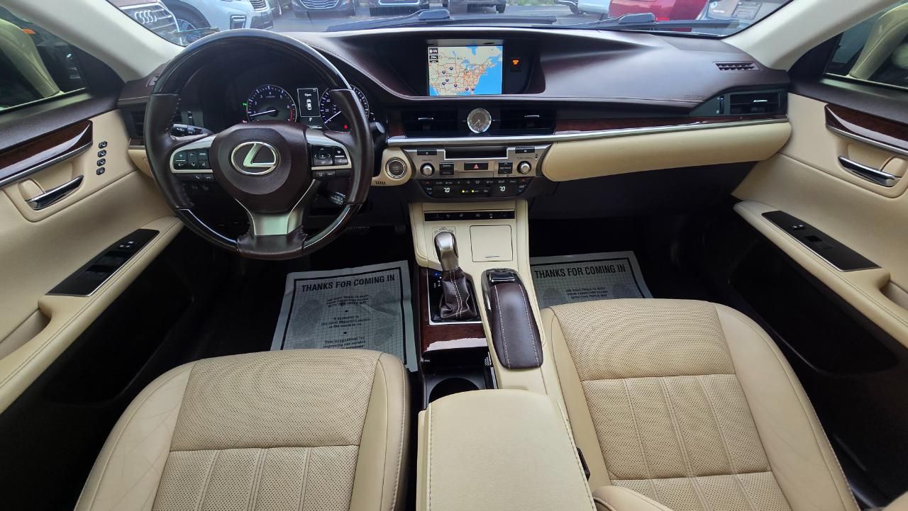 Lexus ES 350 Sedan 2017