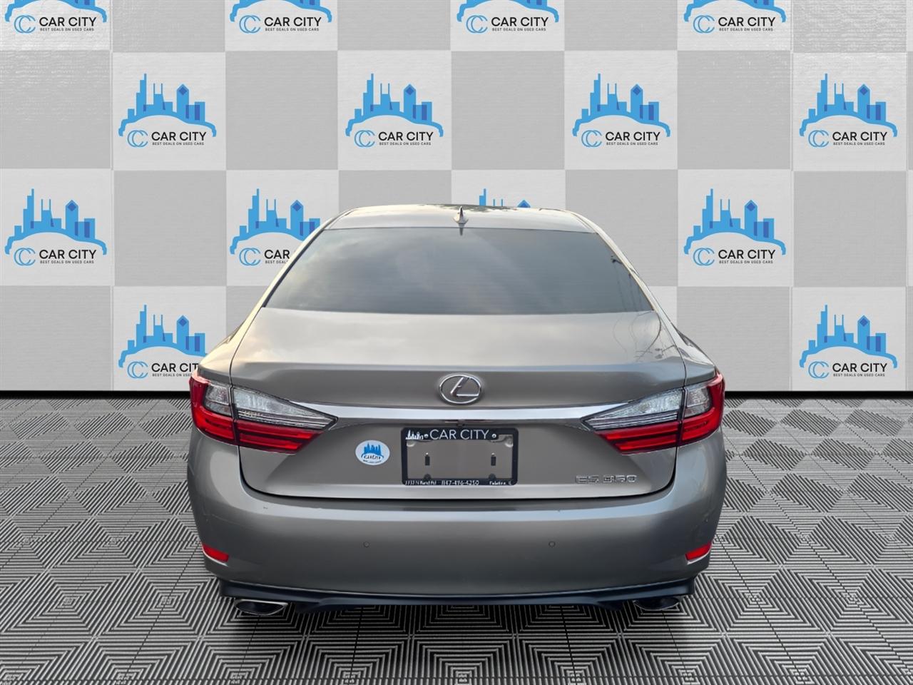 Lexus ES 350 Sedan 2017