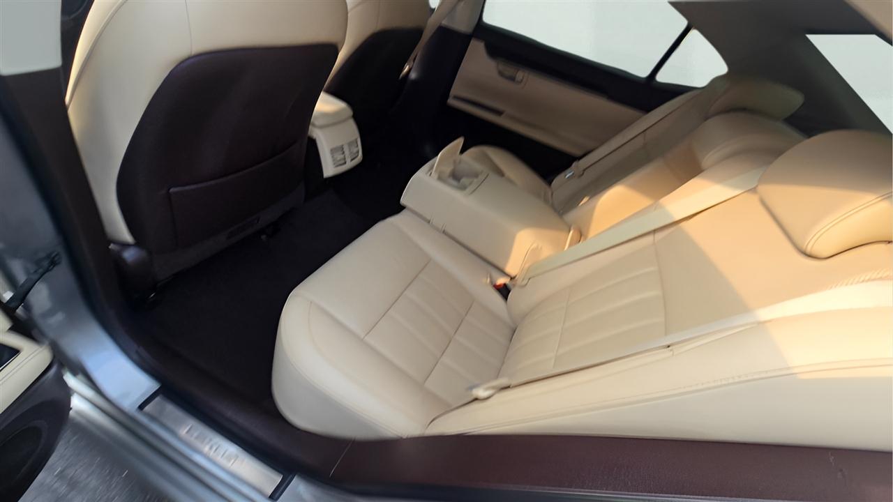 Lexus ES 350 Sedan 2017