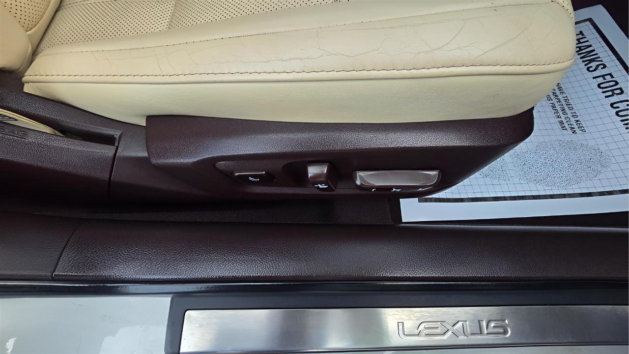 Lexus ES 350 Sedan 2017