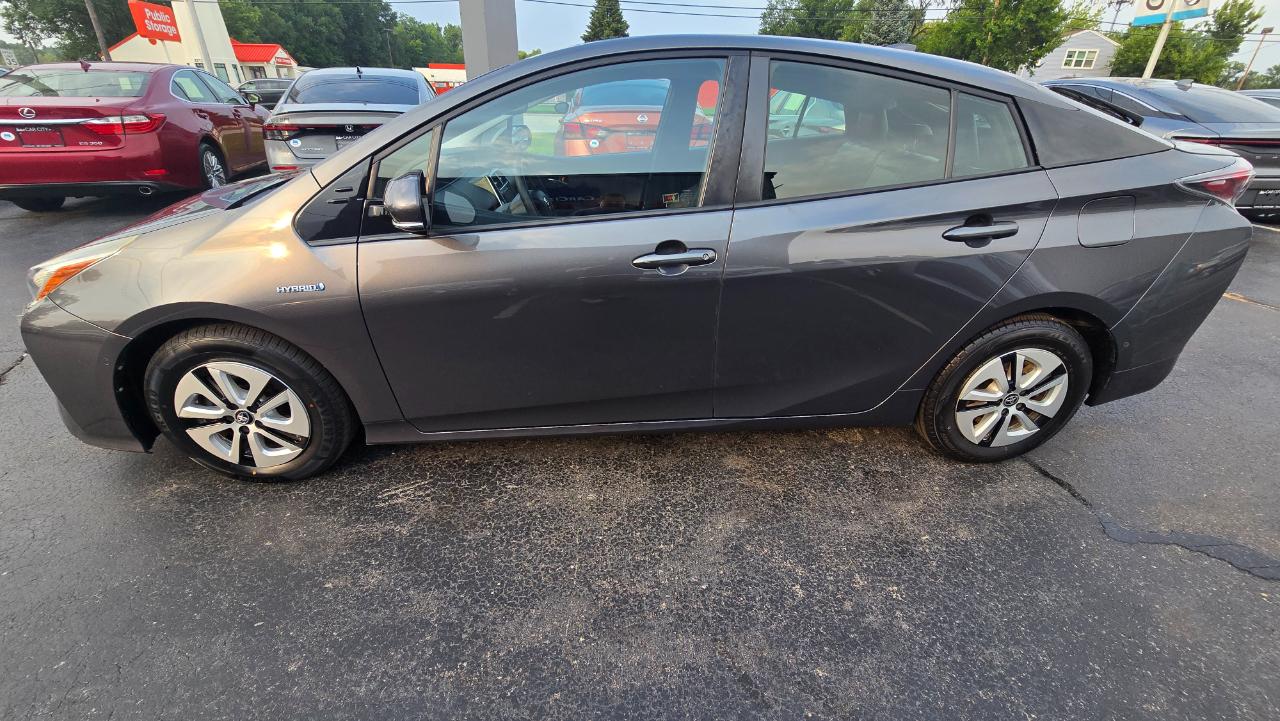 Toyota Prius Prius IV 2017