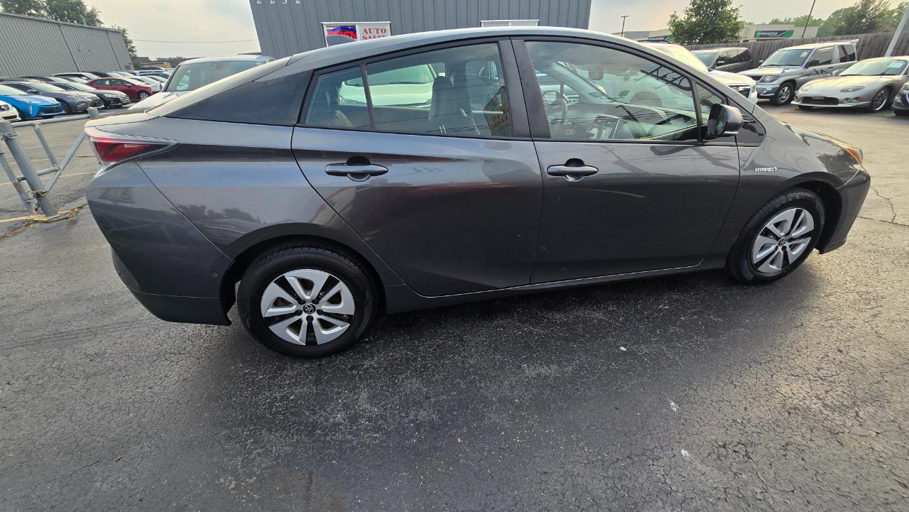 Toyota Prius Prius IV 2017