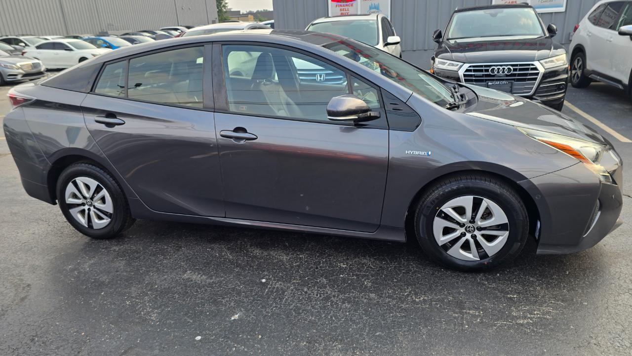 Toyota Prius Prius IV 2017
