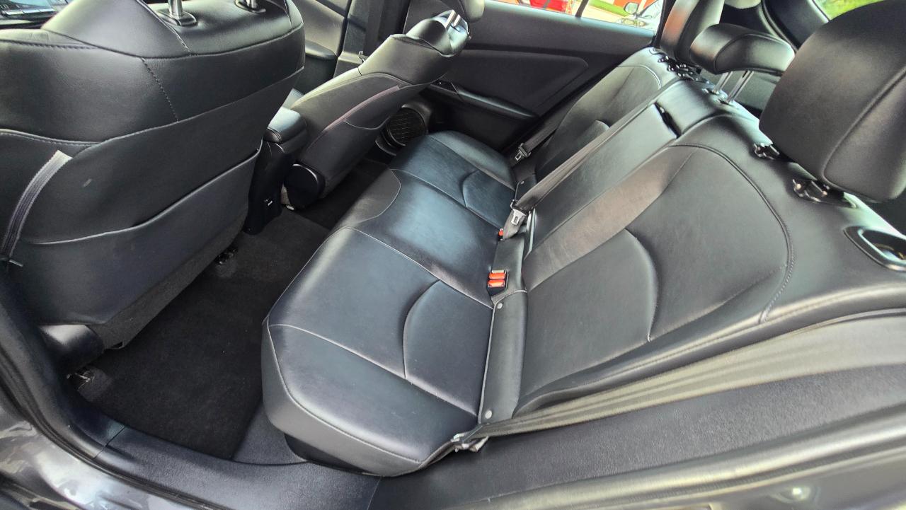 Toyota Prius Prius IV 2017