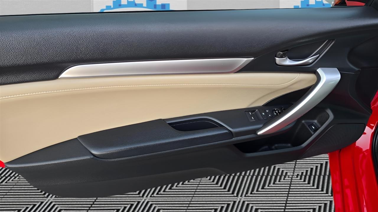 Honda Civic EX-L Coupe CVT 2016