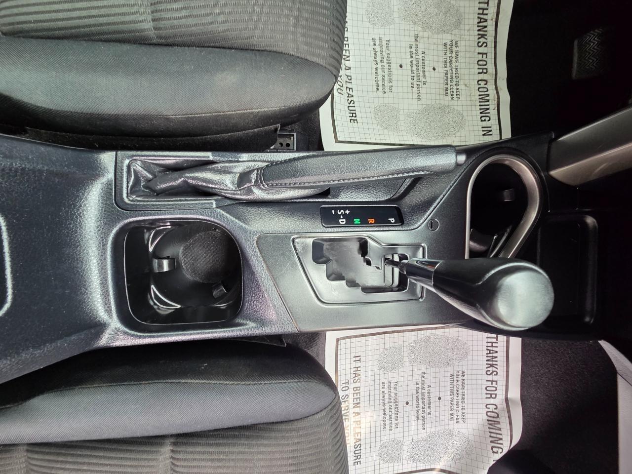 Toyota RAV4 LE AWD 2017