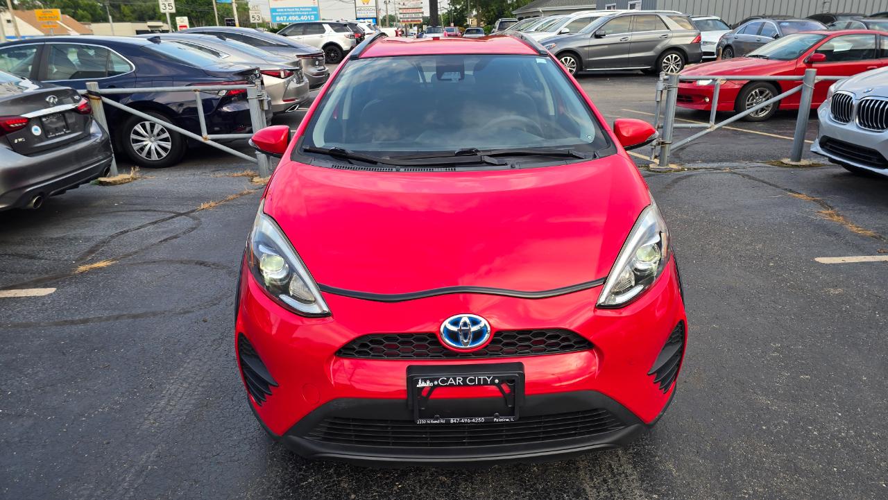 Toyota Prius c Four 2018