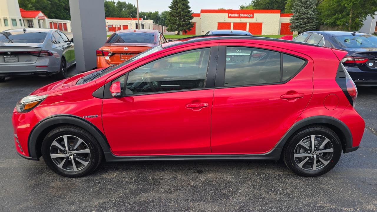 Toyota Prius c Four 2018