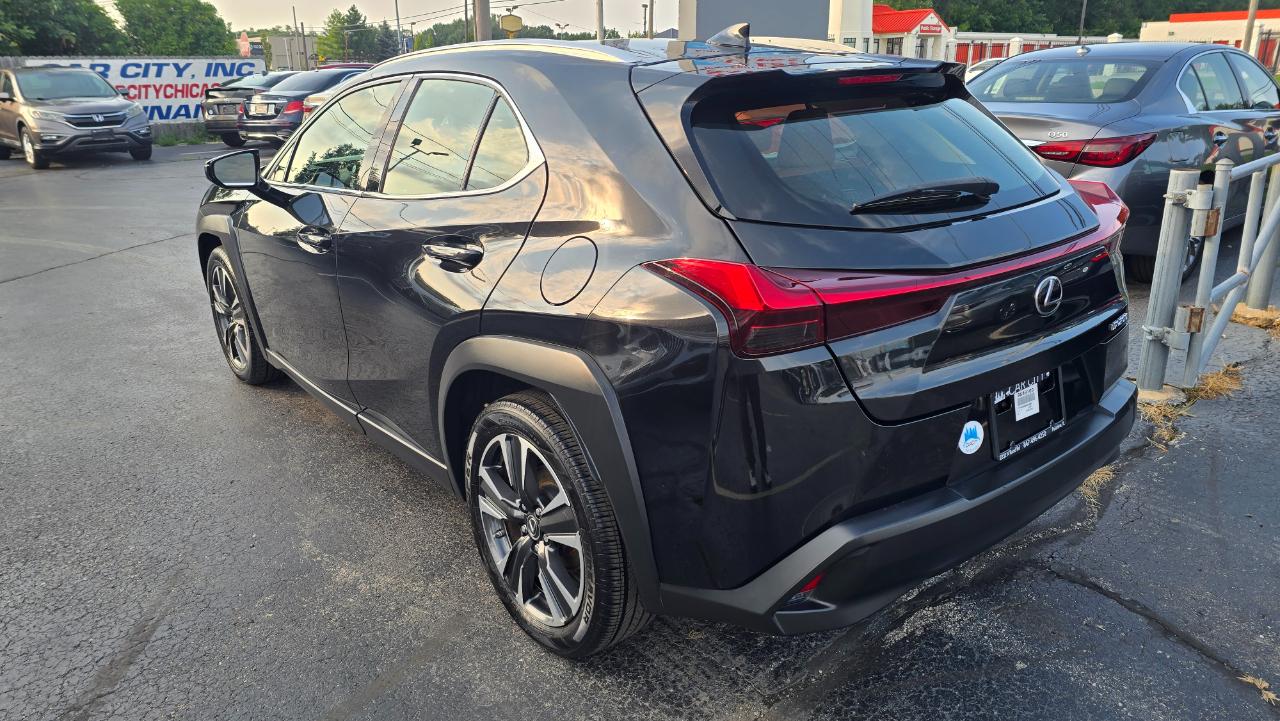 Lexus UX 200 Base 2019