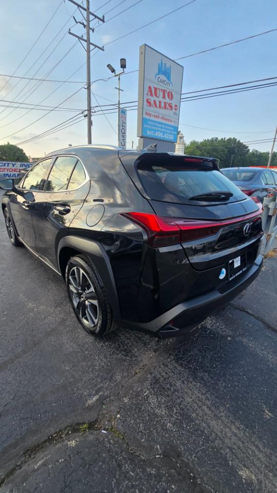 Lexus UX 200 Base 2019