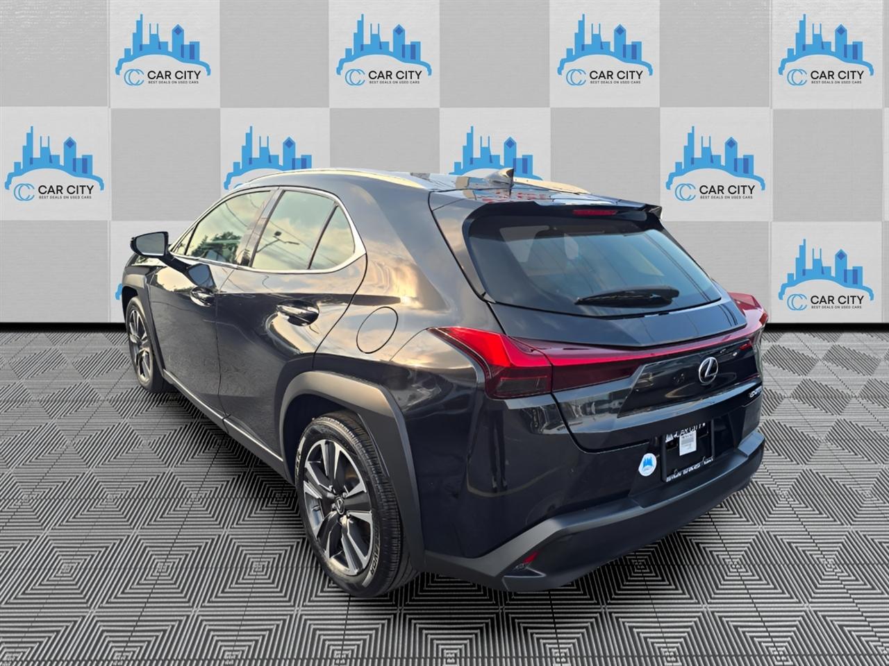 Lexus UX 200 Luxury 2019