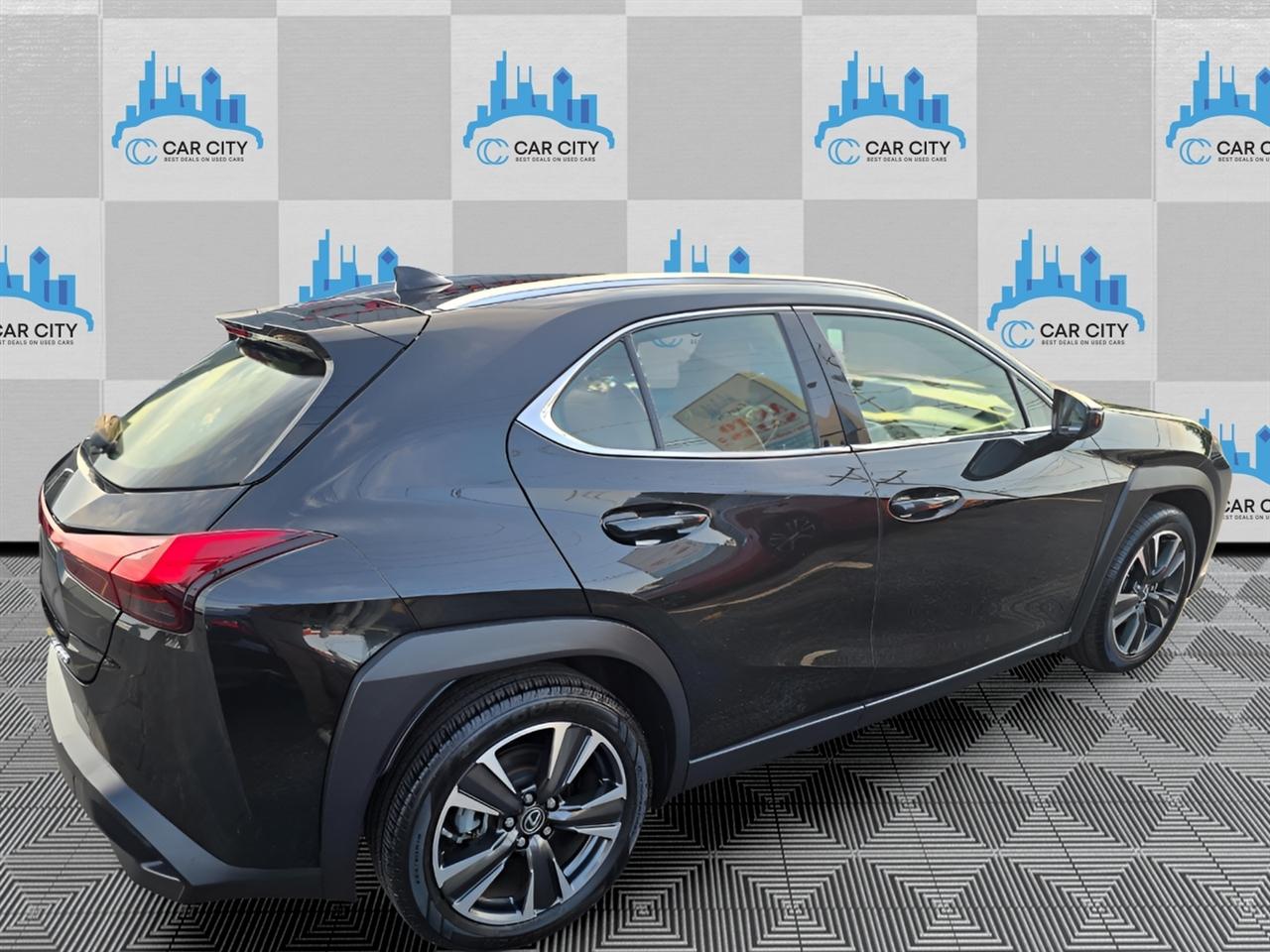 Lexus UX 200 Luxury 2019