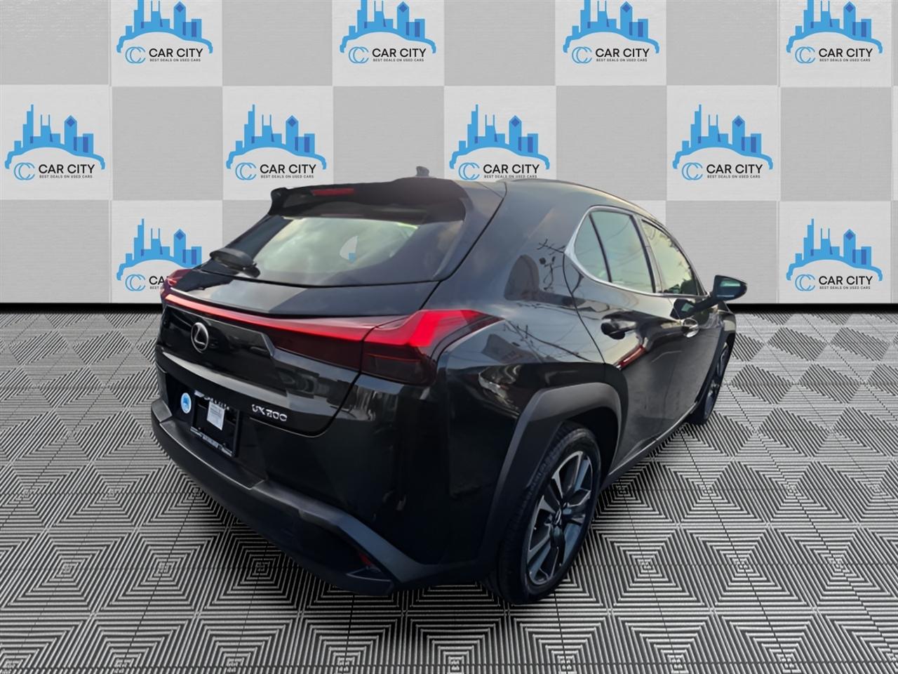 Lexus UX 200 Luxury 2019