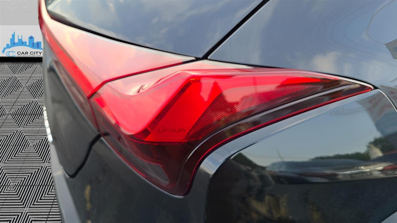 Lexus UX 200 Luxury 2019