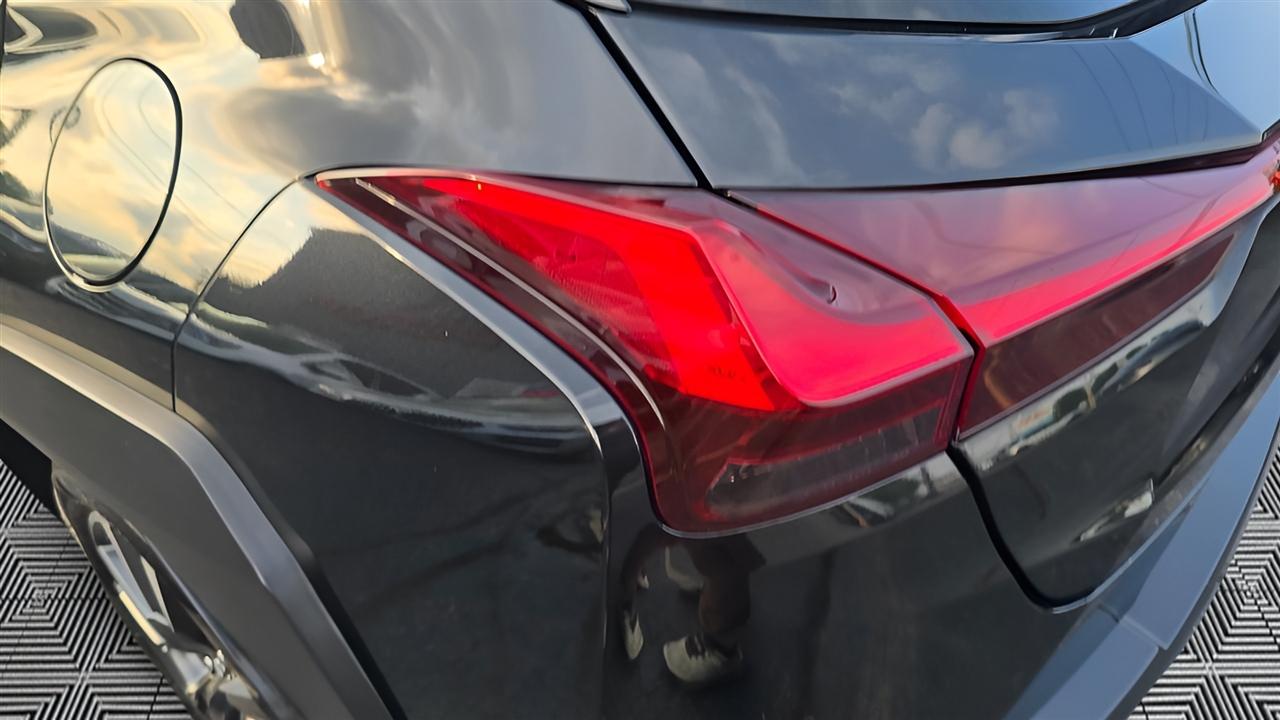 Lexus UX 200 Luxury 2019