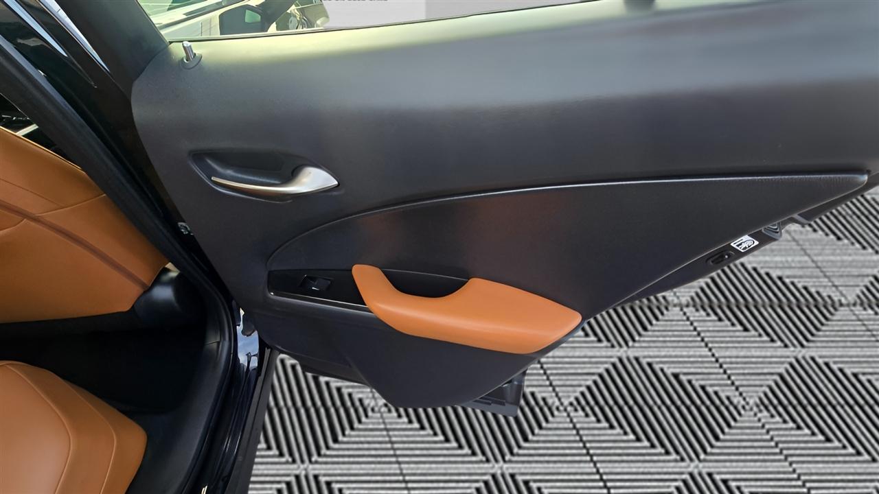 Lexus UX 200 Luxury 2019