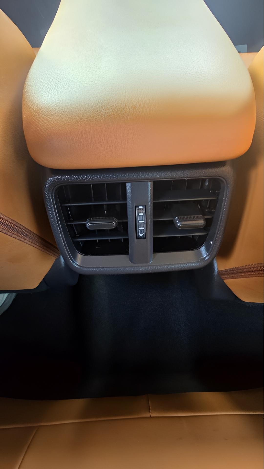 Lexus UX 200 Luxury 2019