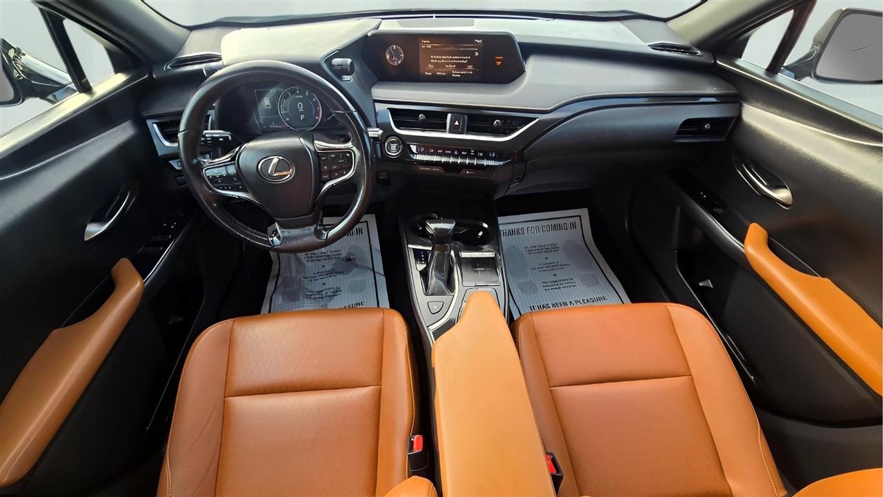 Lexus UX 200 Luxury 2019