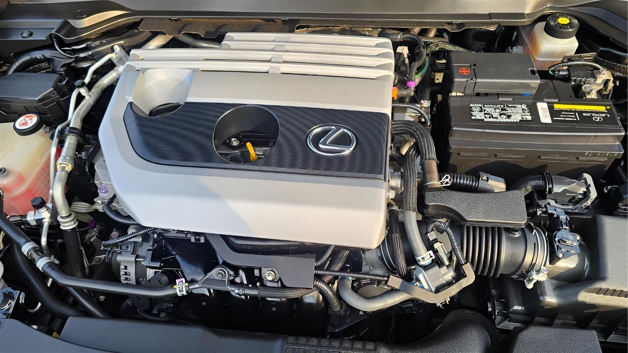 Lexus UX 200 Luxury 2019