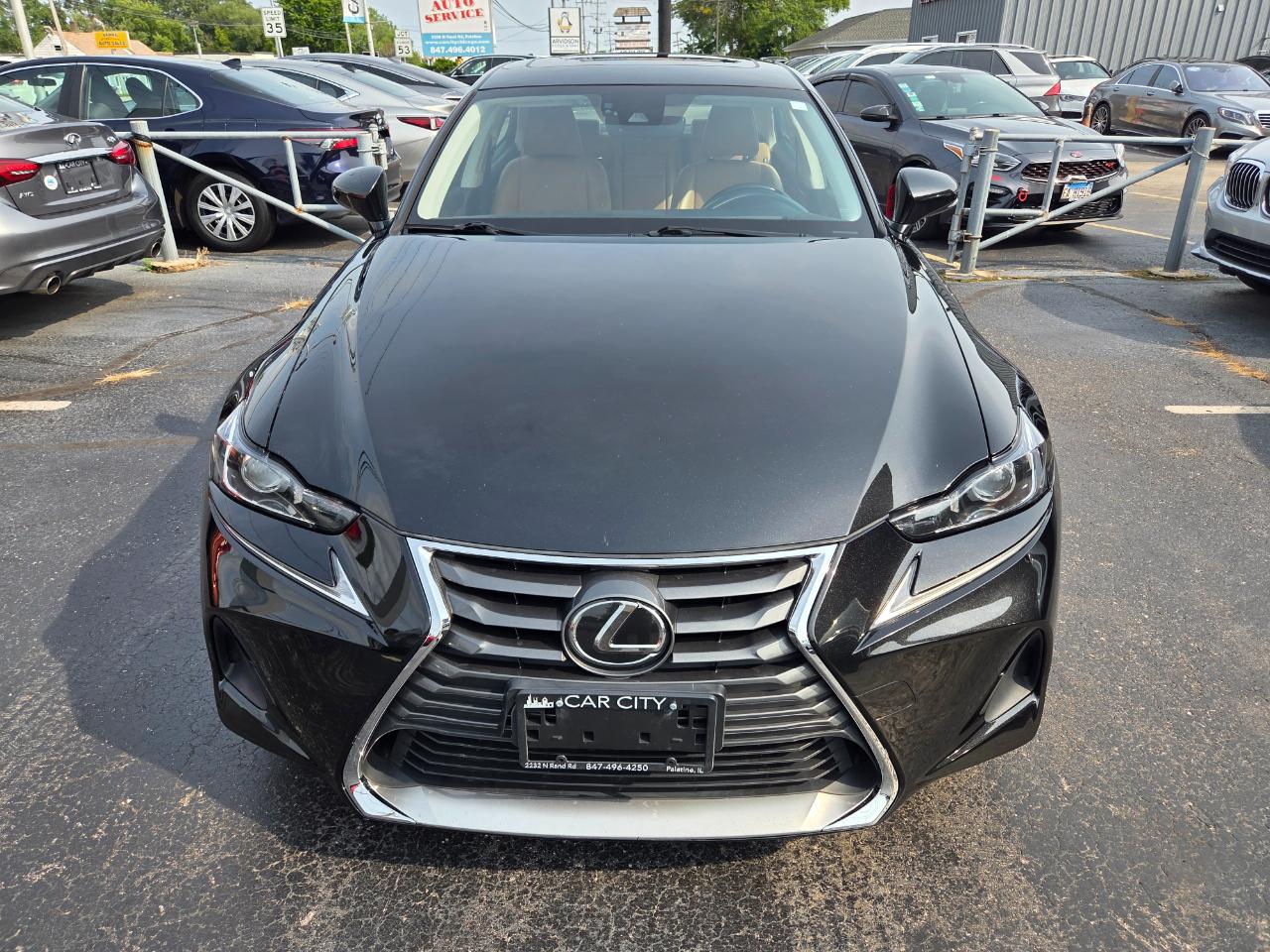 Lexus IS 300 RWD 2018