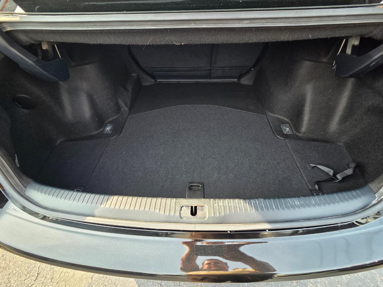 Lexus IS 300 RWD 2018