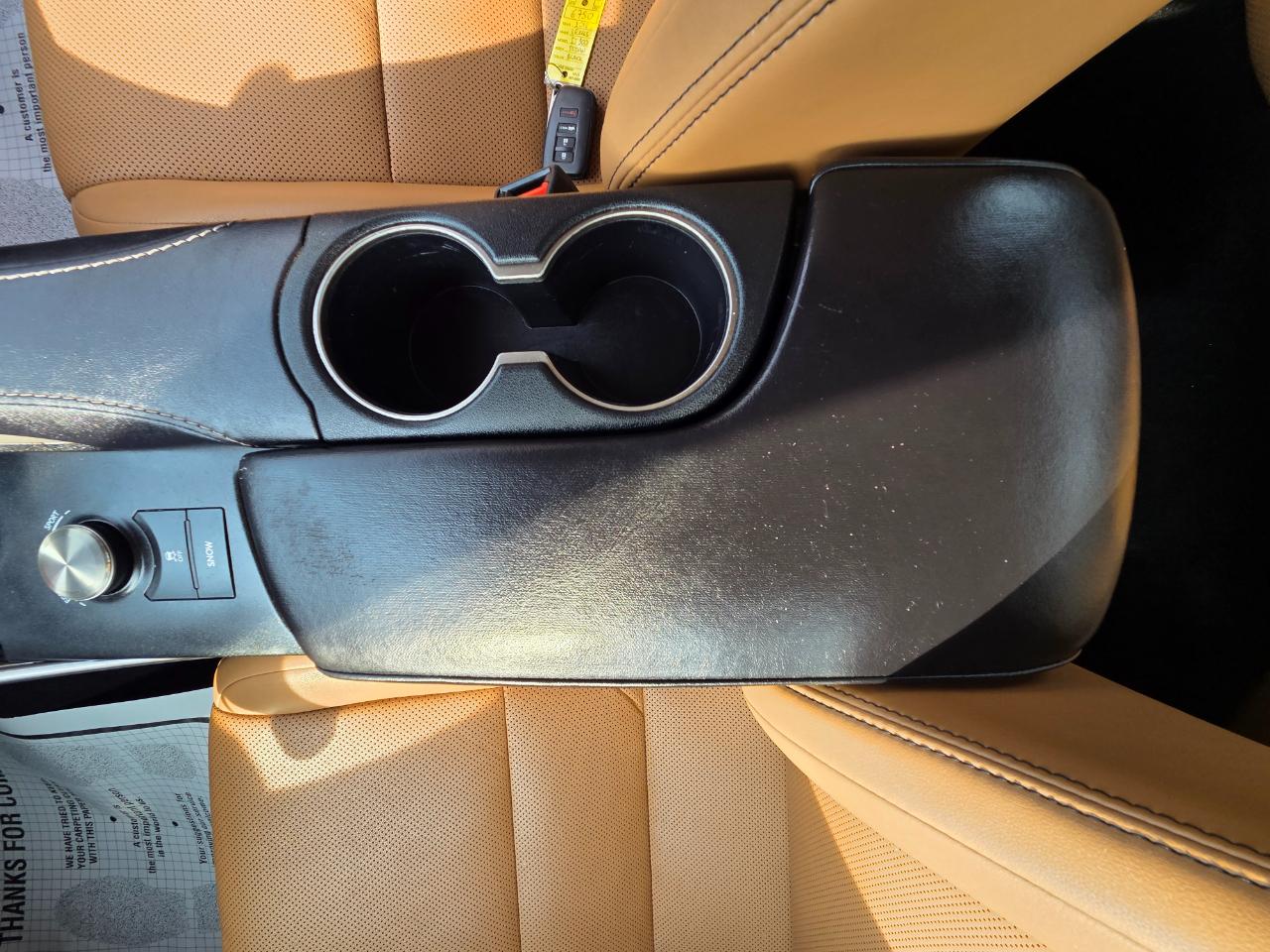 Lexus IS 300 RWD 2018