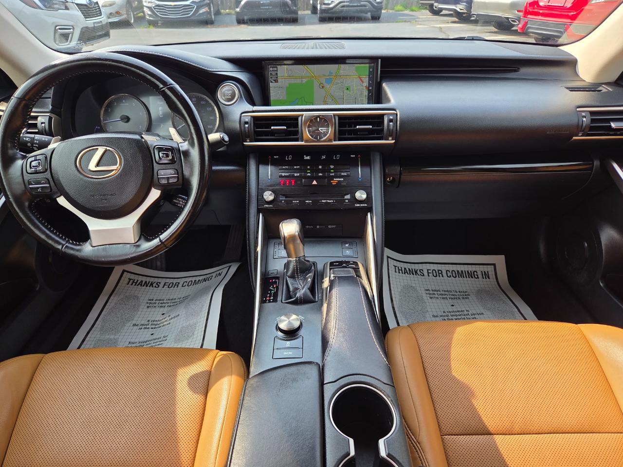 Lexus IS 300 RWD 2018