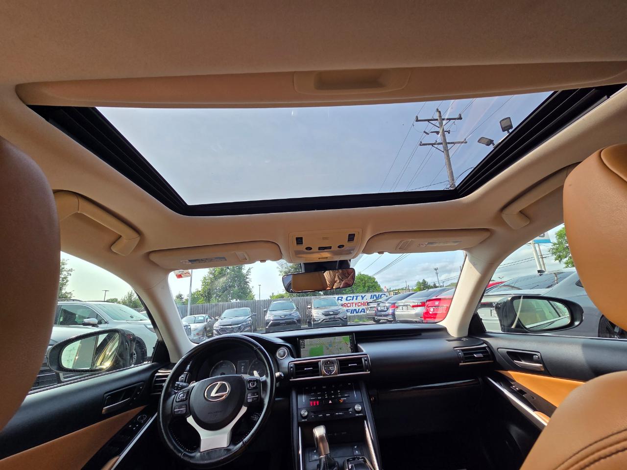 Lexus IS 300 RWD 2018