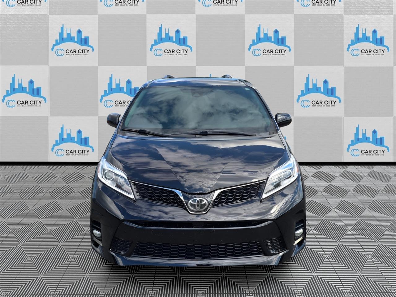 Toyota Sienna SE 8-Passenger 2018
