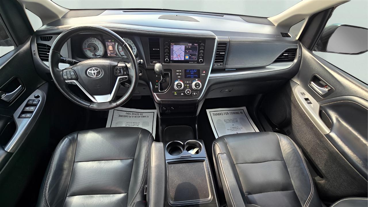 Toyota Sienna SE 8-Passenger 2018