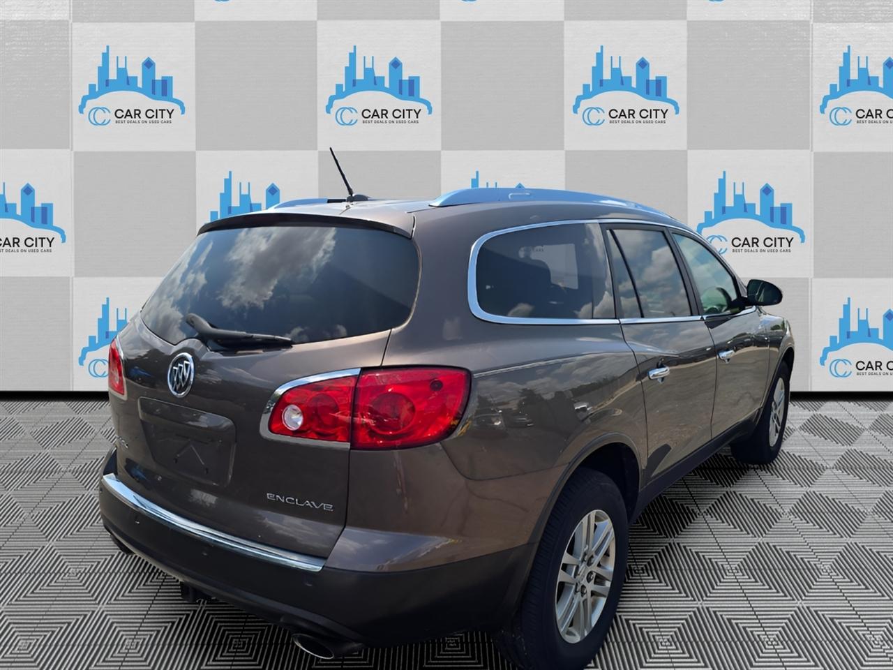Buick Enclave Convenience FWD 2012