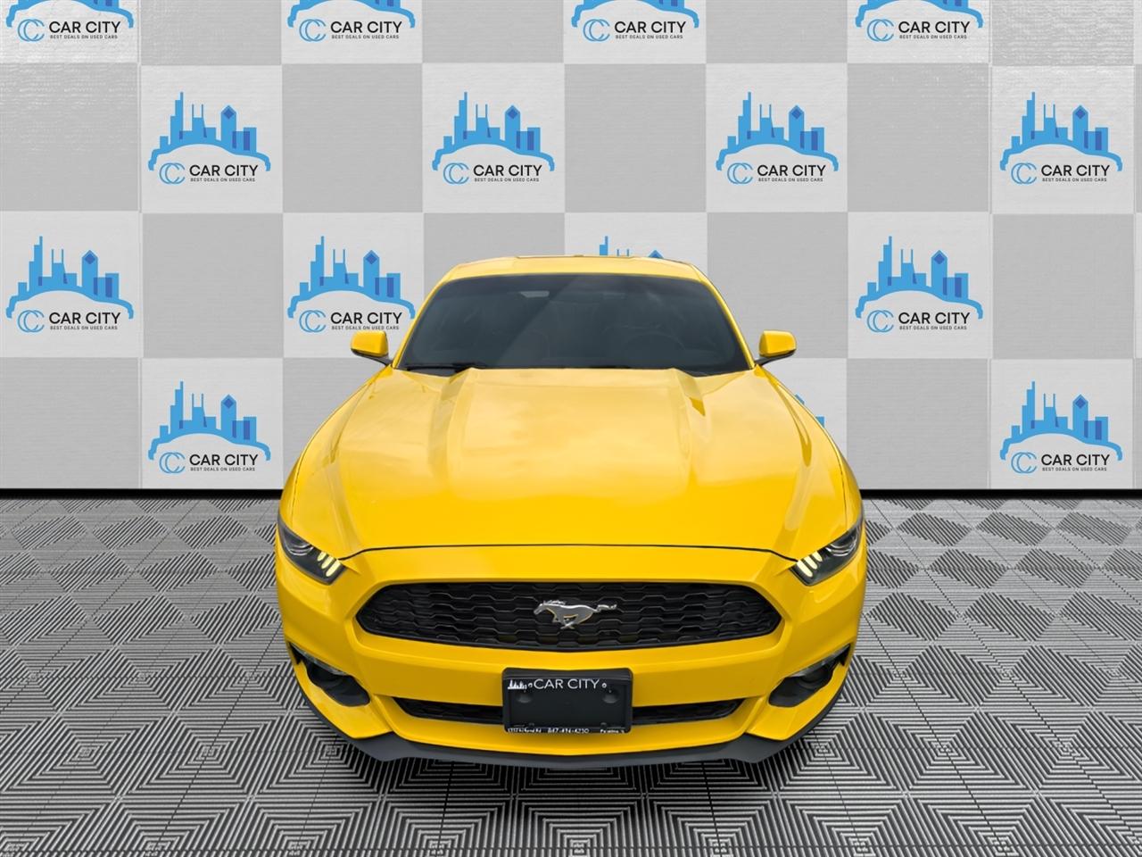 Ford Mustang EcoBoost Coupe 2015