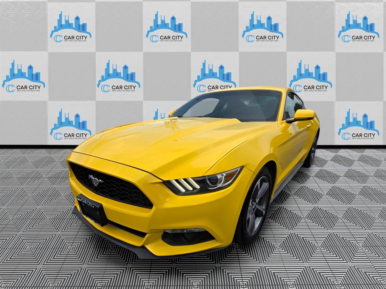 Ford Mustang EcoBoost Coupe 2015
