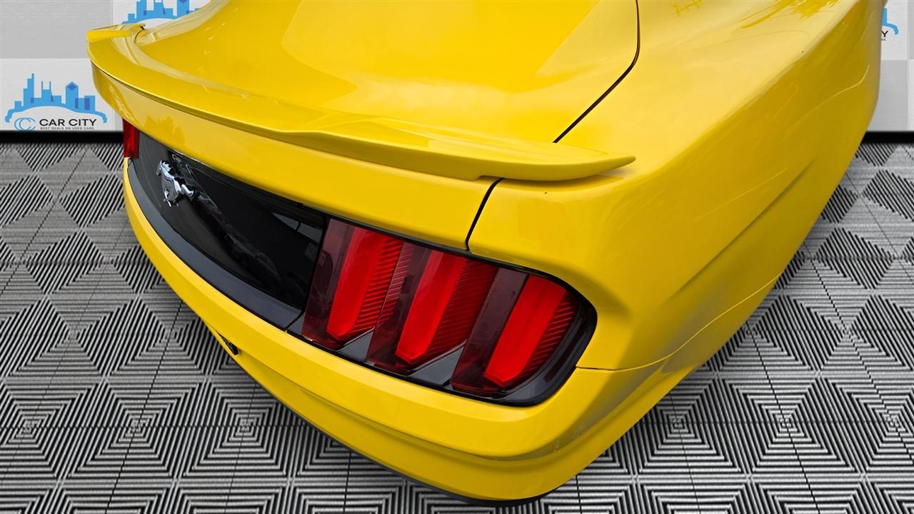 Ford Mustang EcoBoost Coupe 2015
