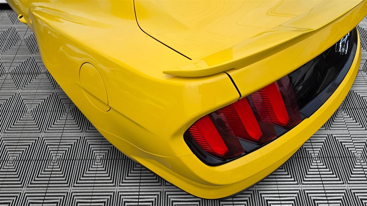 Ford Mustang EcoBoost Coupe 2015