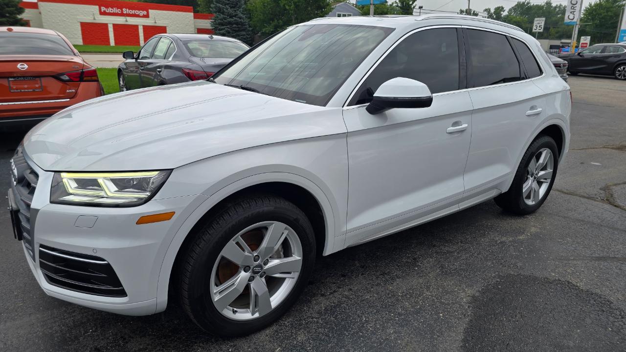 Audi Q5 2.0T Premium Plus quattro 2019