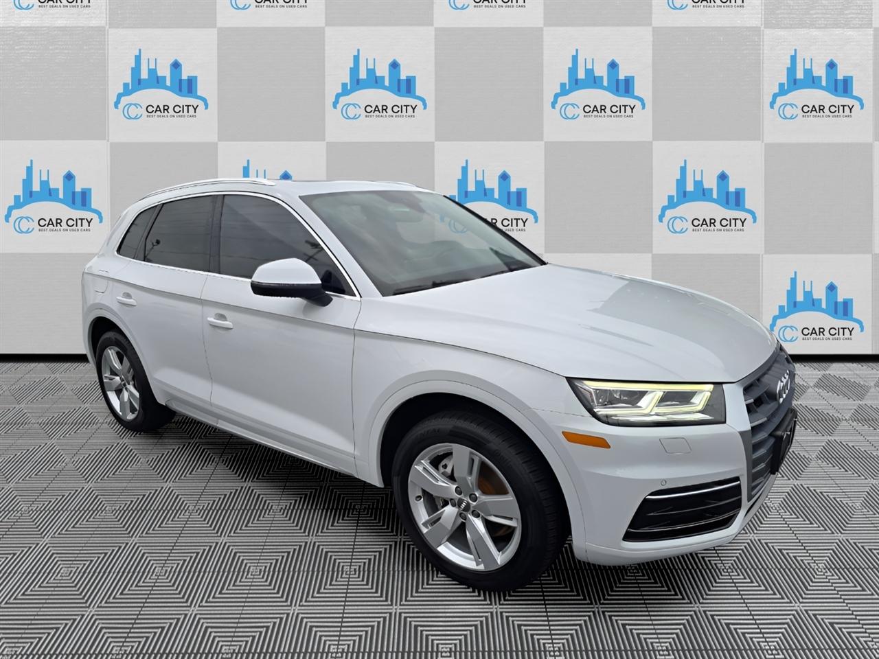 Audi Q5 2.0T Premium Plus quattro 2019