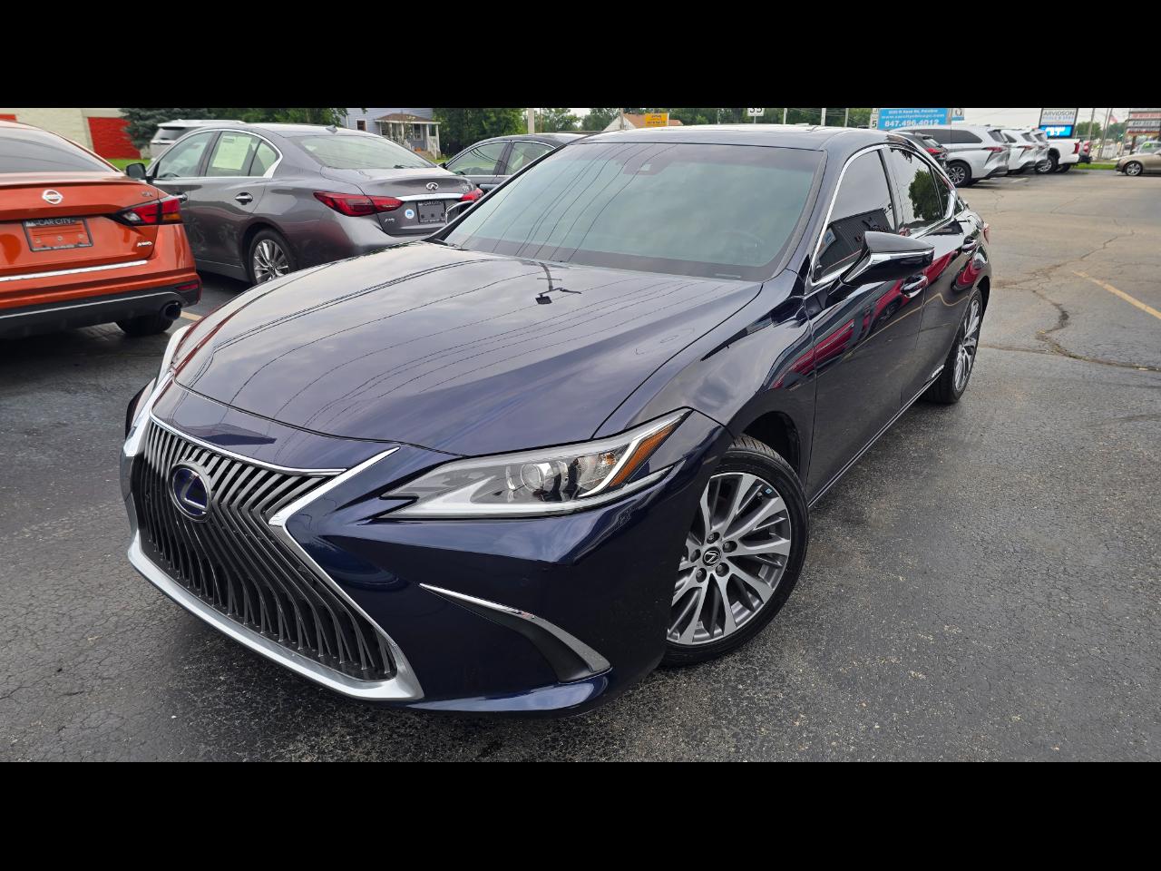 Lexus ES 300h Base 2021