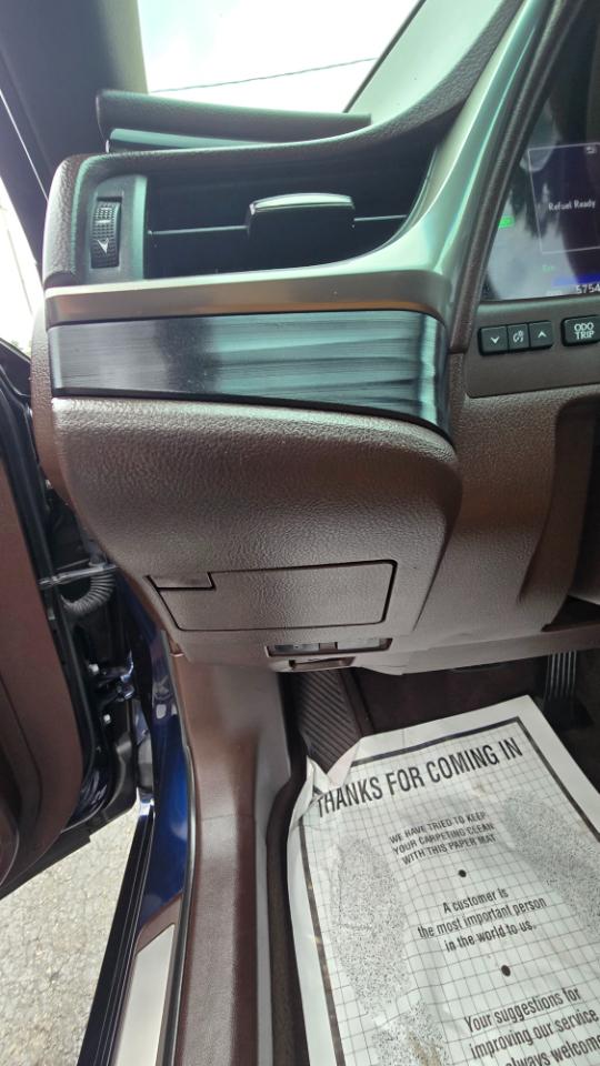 Lexus ES 300h Base 2021