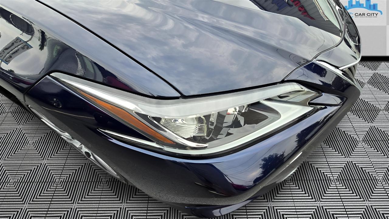 Lexus ES 300h Luxury 2021
