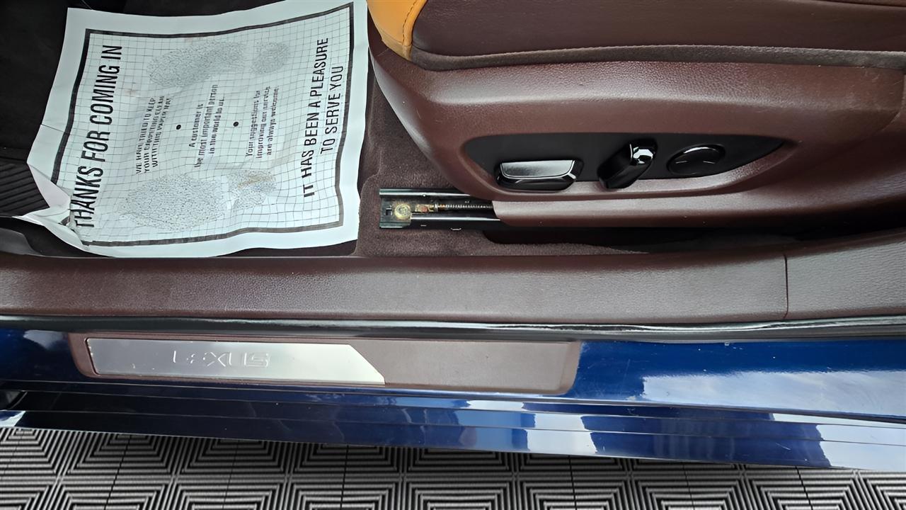 Lexus ES 300h Luxury 2021