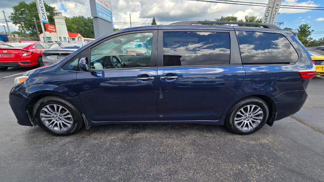 Toyota Sienna Limited Premium 7-Passenger 2018