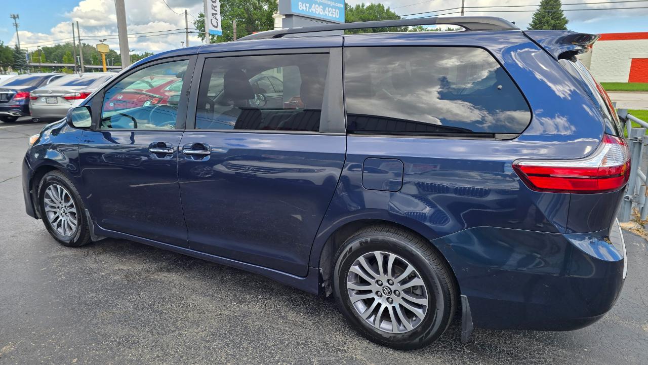 Toyota Sienna Limited Premium 7-Passenger 2018