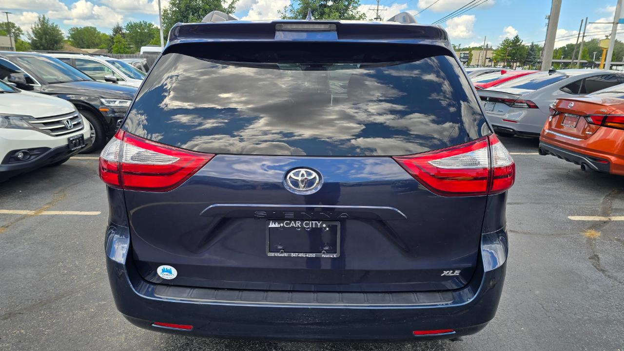 Toyota Sienna Limited Premium 7-Passenger 2018