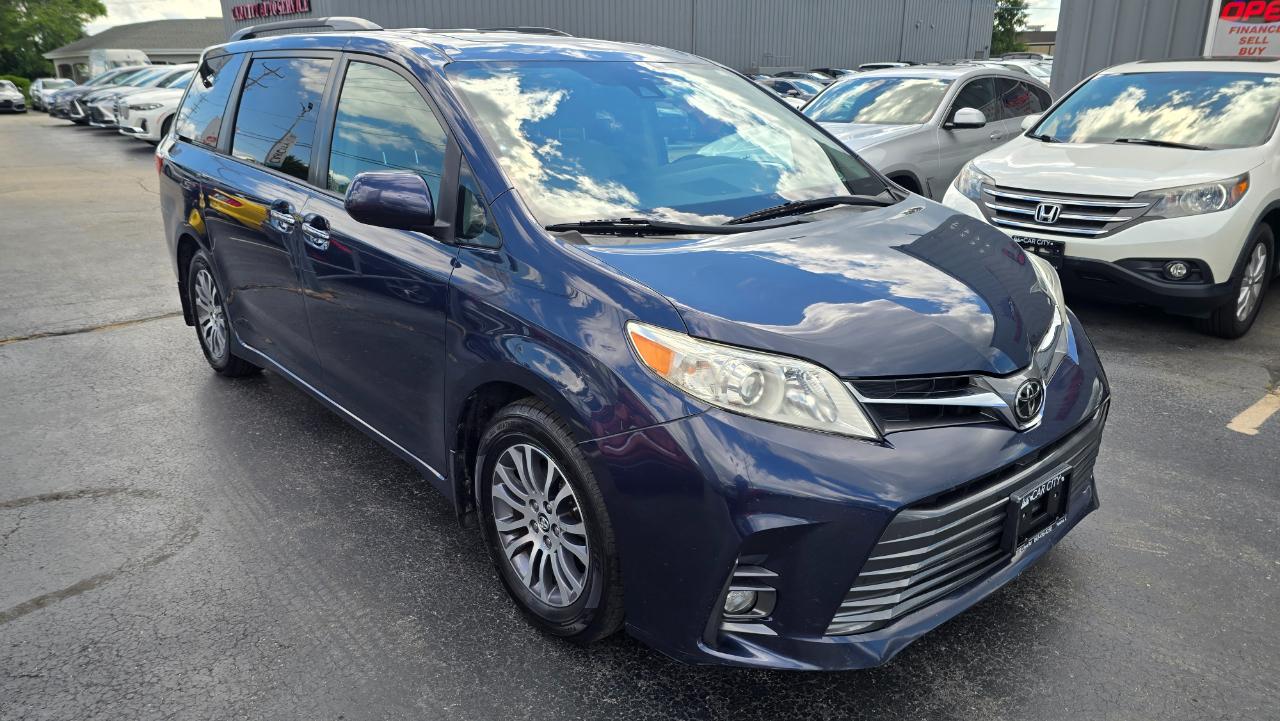 Toyota Sienna Limited Premium 7-Passenger 2018